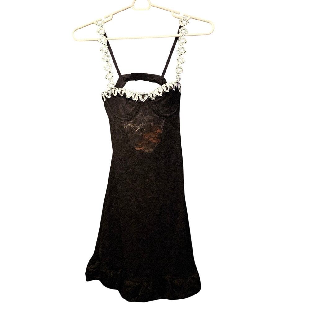 Out from under by wild lovers black lace chemise size xs